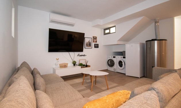 Herverkoop - Villa - Orihuela Costa - Villamartín
