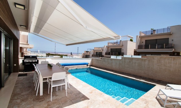 Herverkoop - Villa - Orihuela Costa - Villamartín