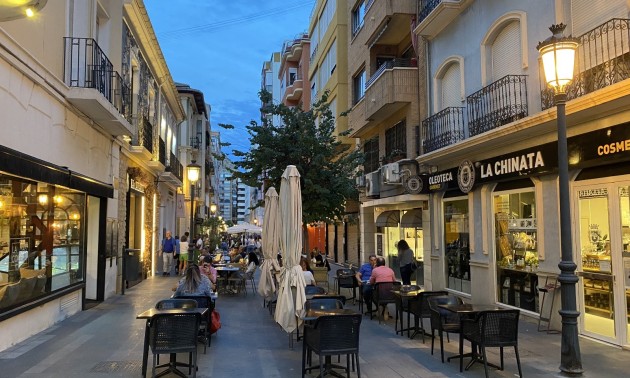 Herverkoop - Apartment - Alicante - Center