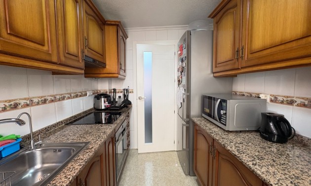 Resale - Apartment - Torrevieja - Center