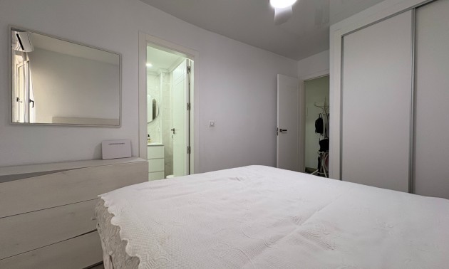 Resale - Apartment - Torrevieja - Center