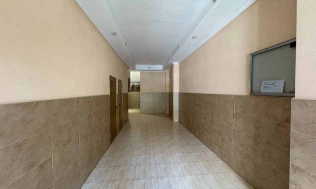 Resale - Apartment - Torrevieja - Center