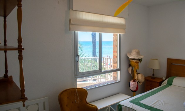 Herverkoop - Apartment - Torrevieja - Playa del Cura