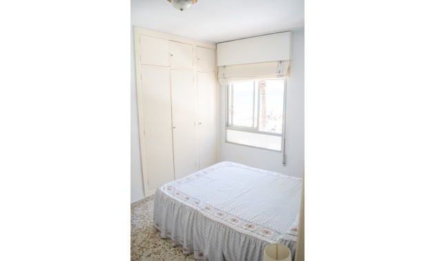 Herverkoop - Apartment - Torrevieja - Playa del Cura