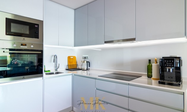 Herverkoop - Apartment - Benidorm - Playa Poniente
