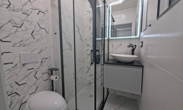 Resale - Apartment - Guardamar del Segura