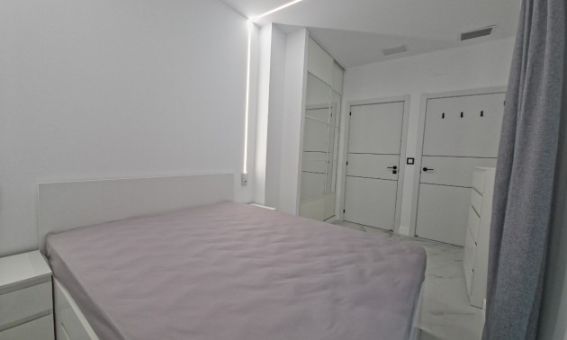 Resale - Apartment - Guardamar del Segura