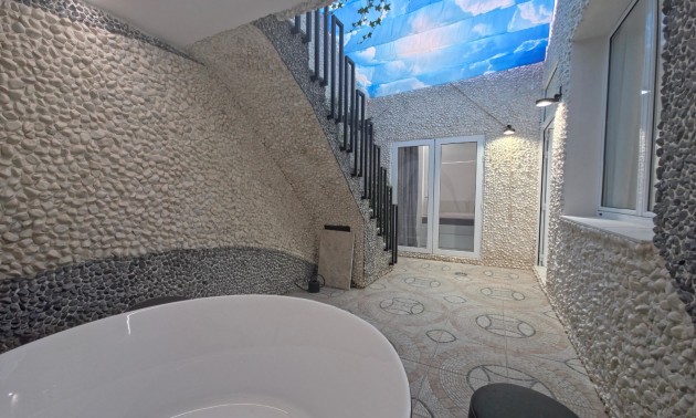 Resale - Apartment - Guardamar del Segura