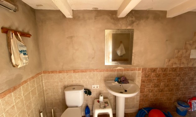 Resale - Villa - Sax