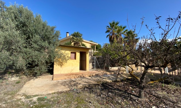 Resale - Villa - Sax