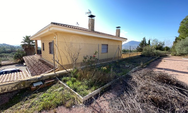 Resale - Villa - Sax
