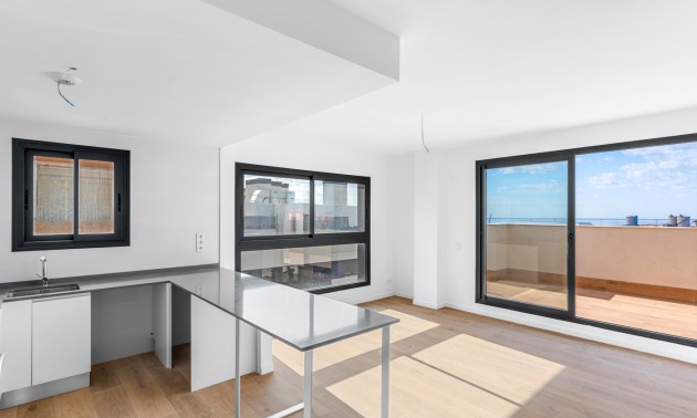 Herverkoop - Apartment - Alicante - Benalua