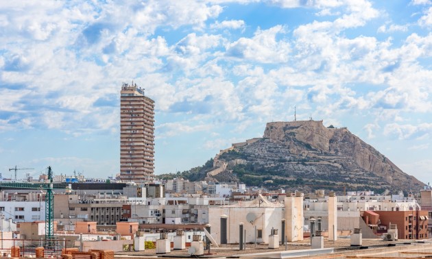 Herverkoop - Apartment - Alicante - Benalua