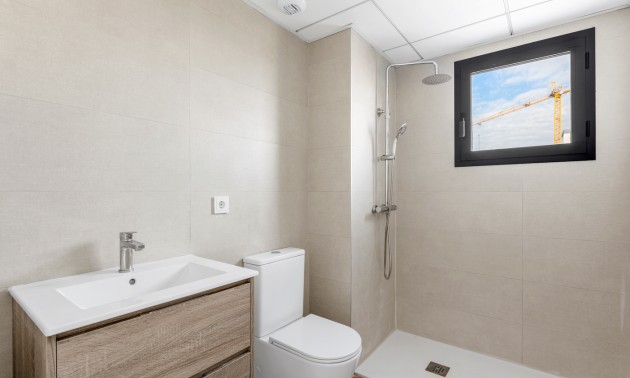 Herverkoop - Apartment - Alicante - Benalua