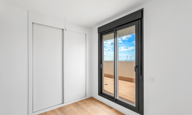 Herverkoop - Apartment - Alicante - Benalua