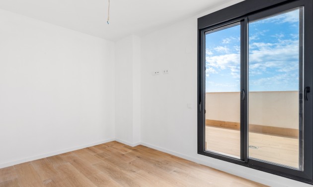 Herverkoop - Apartment - Alicante - Benalua