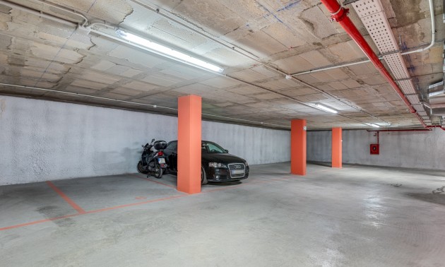 Herverkoop - Apartment - Alicante - Benalua