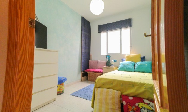 Herverkoop - Apartment - Torrevieja - Torrevieja Centro