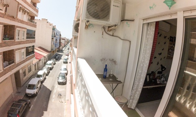 Herverkoop - Apartment - Torrevieja - Torrevieja Centro