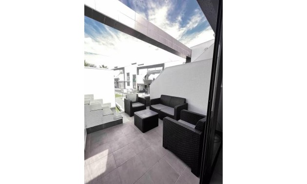 Herverkoop - Herenhuis - Torrevieja - Punta Prima
