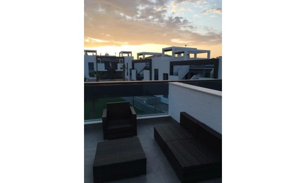 Herverkoop - Herenhuis - Torrevieja - Punta Prima