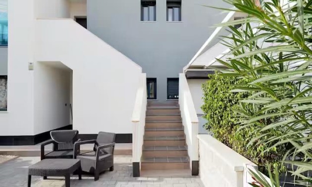 Herverkoop - Herenhuis - Torrevieja - Punta Prima