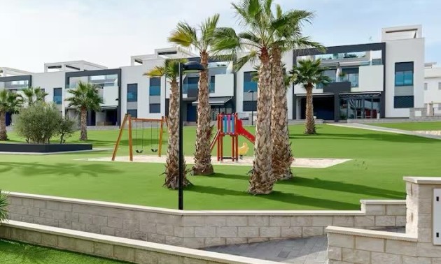 Herverkoop - Herenhuis - Torrevieja - Punta Prima