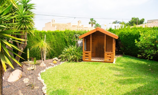 Herverkoop - Villa - Orihuela Costa - MUY CERCA DE LA PLAYA