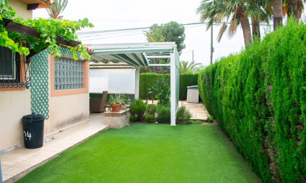 Herverkoop - Villa - Orihuela Costa - MUY CERCA DE LA PLAYA
