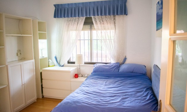 Herverkoop - Villa - Orihuela Costa - MUY CERCA DE LA PLAYA