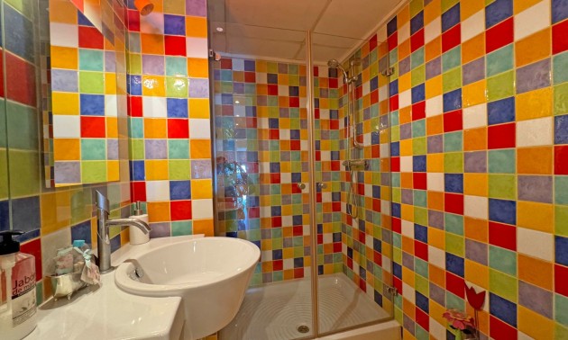 Herverkoop - Apartment - Torrevieja - Playa del Cura