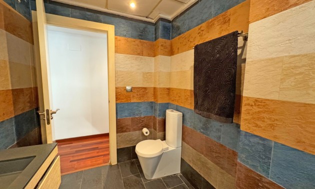 Herverkoop - Apartment - Torrevieja - Playa del Cura