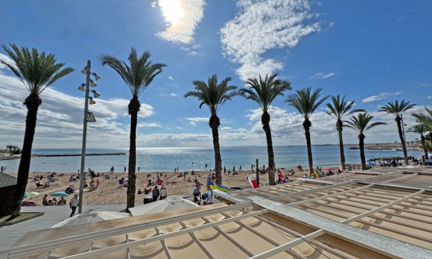 Herverkoop - Apartment - Torrevieja - Playa del Cura