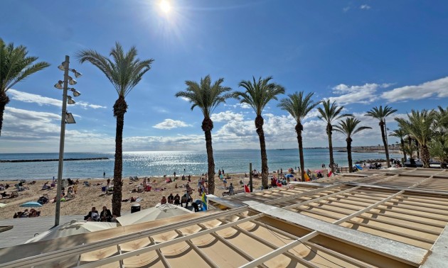 Herverkoop - Apartment - Torrevieja - Playa del Cura
