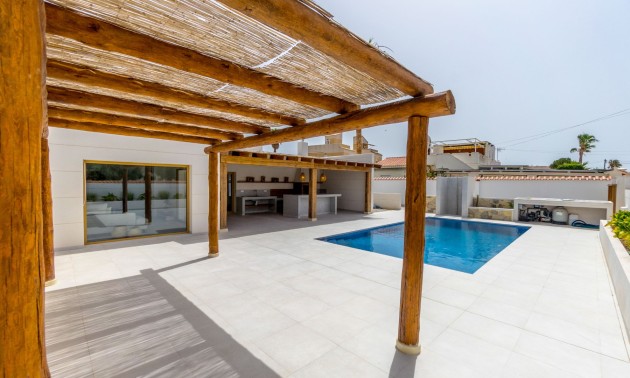 Herverkoop - Villa - Torrevieja - Torreta Florida