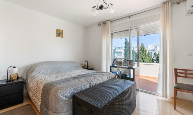 Herverkoop - Villa - Orihuela Costa - Villamartín