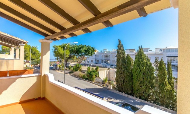 Herverkoop - Villa - Orihuela Costa - Villamartín