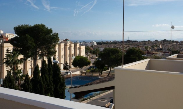Herverkoop - Villa - Orihuela Costa - Villamartín