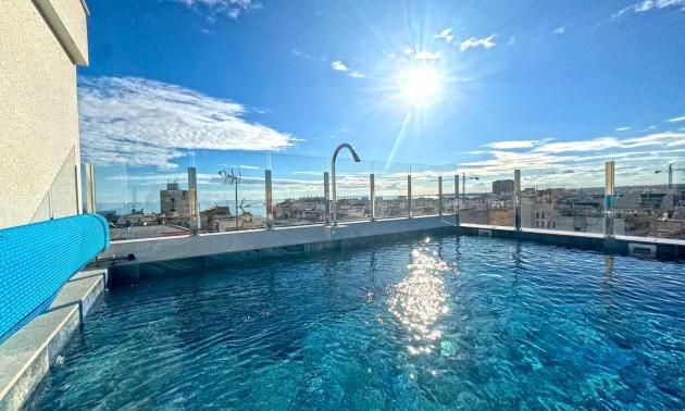 Herverkoop - Apartment - Torrevieja - Playa del Cura