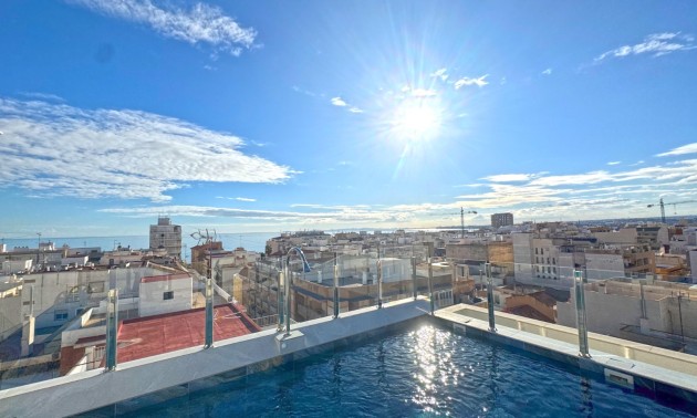 Herverkoop - Apartment - Torrevieja - Playa del Cura