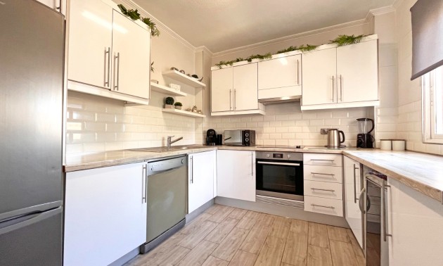 Herverkoop - Villa - Orihuela Costa - La Zenia