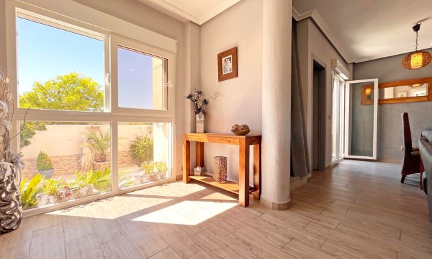 Herverkoop - Villa - Orihuela Costa - La Zenia