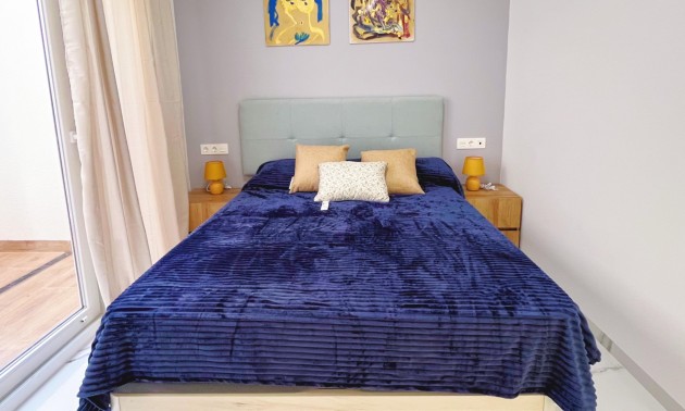 Herverkoop - Apartment - Torrevieja - Playa del Cura
