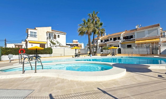 Revente - Maison de ville - Torrevieja - Torrelamata - La Mata