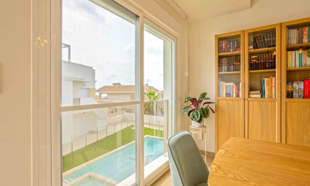 Herverkoop - Apartment - Orihuela Costa - Villamartín