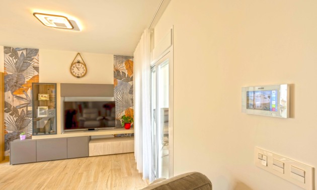Herverkoop - Apartment - Orihuela Costa - Villamartín