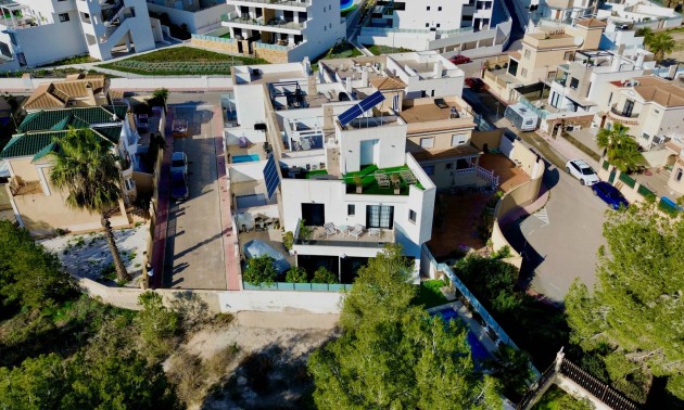 Herverkoop - Villa - Orihuela Costa - Villamartín