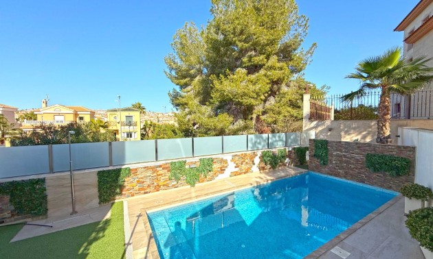 Herverkoop - Villa - Orihuela Costa - Villamartín