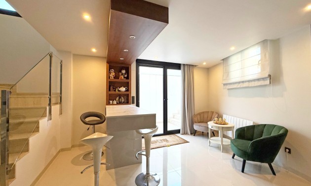 Herverkoop - Villa - Orihuela Costa - Villamartín