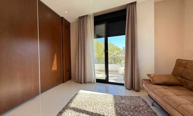 Herverkoop - Villa - Orihuela Costa - Villamartín